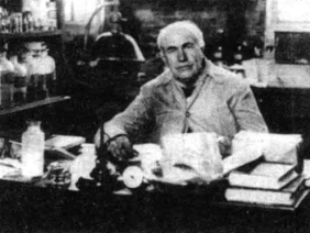 爱迪生怎么发明的电灯？