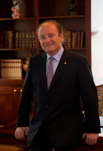 罗伯特默顿：期权理论的淘金者