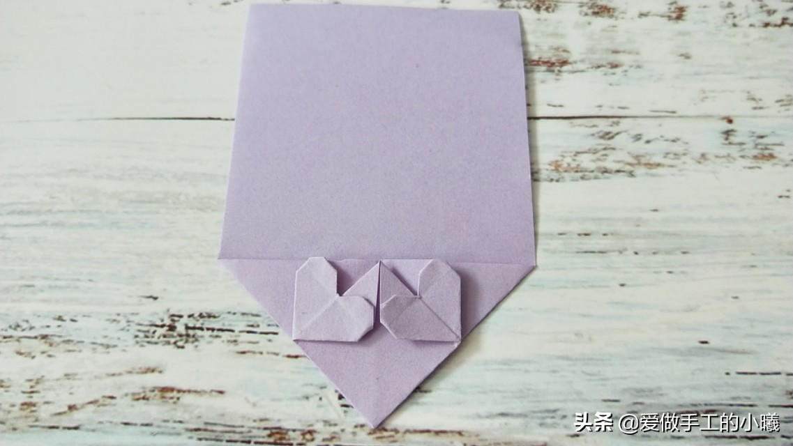 爱心的折法步骤图，爱心折纸教程简单又好看（一张纸折出五颗爱心）