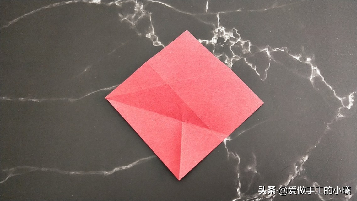 玫瑰花的折法（儿童）：唯美玫瑰花折纸图解教程