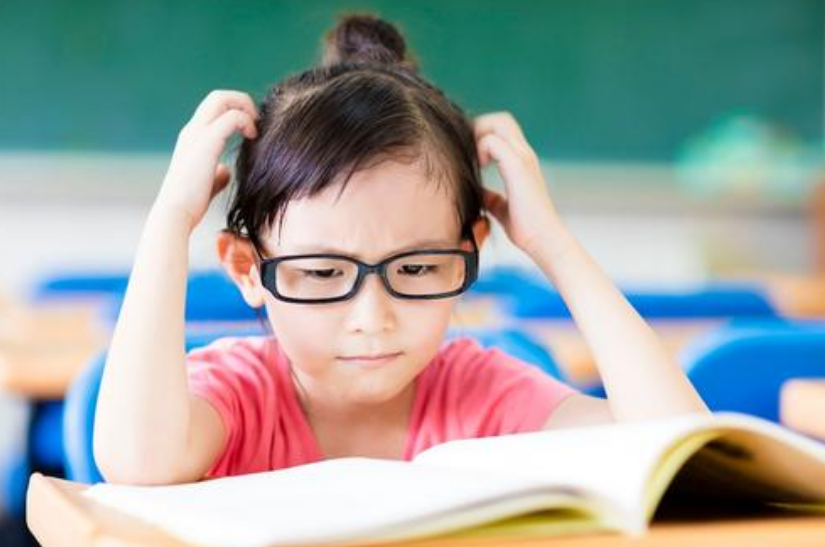 孩子上课发言不积极，其实是这出了问题，家长要及时引导