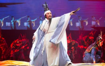 成语“颠倒黑白”出自何人？其中又有哪些典故