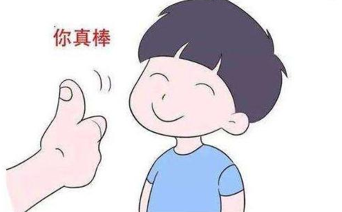 孩子为何撒谎说自己得到了老师的表扬？(幼儿都渴望得到鼓励和表扬)