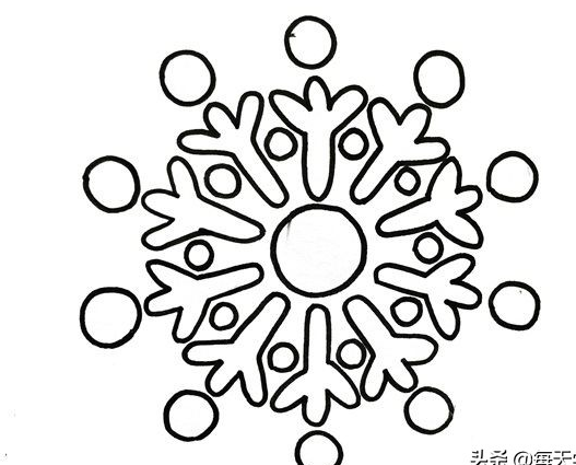 雪花简笔画怎么画简单又可爱?雪花简笔画图片(附详细步骤、教程)插图3 雪花简笔画怎么画简单又可爱?雪花简笔画图片(附详细步骤、教程)