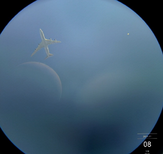 天文望远镜原理是什么？折射望远镜、反射望远镜、折反射望远镜的区别？