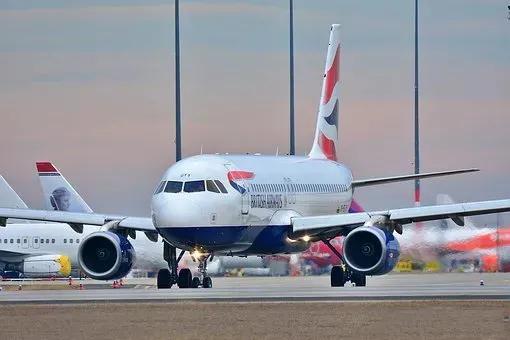 飞机黑匣子是什么东西?黑匣子颜色不是黑色,为什么叫黑匣子?插图3 飞机黑匣子是什么东西?黑匣子颜色不是黑色,为什么叫黑匣子?