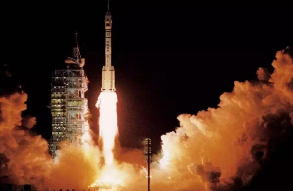 “航天始祖”万户:万户飞天的故事插图2 “航天始祖”万户:万户飞天的故事