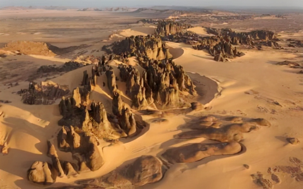 世界上最寒冷的地方和最热的地方在哪里,人们究竟是如何在零下70度和50度的地方生活的呢?插图7 世界上最寒冷的地方和最热的地方在哪里,人们究竟是如何在零下70度和50度的地方生活的呢?