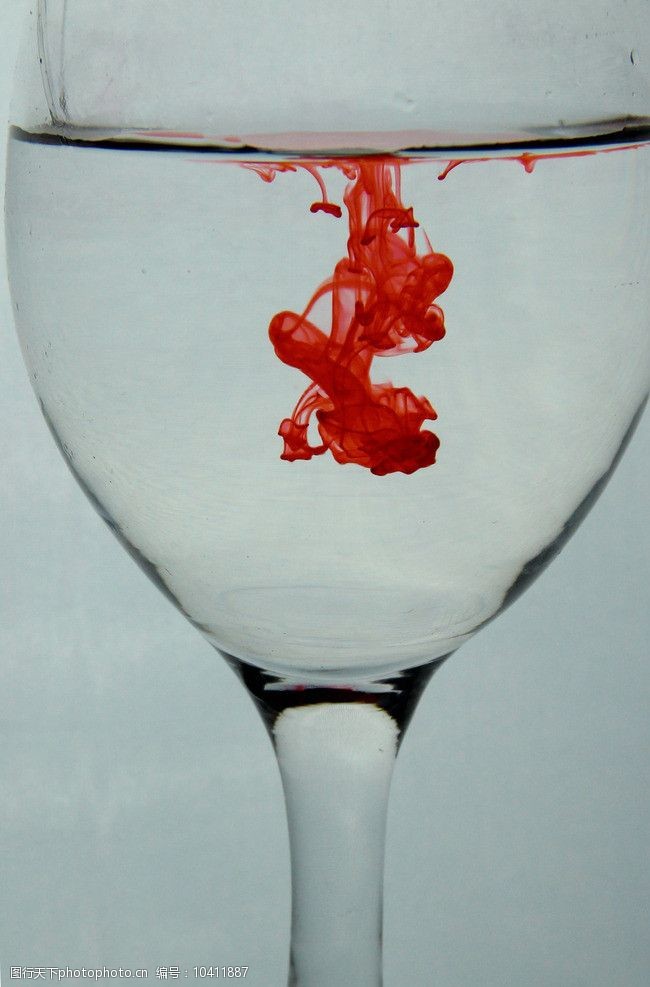 孩子想知道的海洋知识:为什么太平洋和大西洋间,会有明显的分界线?难道海水不混合吗?插图1 孩子想知道的海洋知识:为什么太平洋和大西洋间,会有明显的分界线?难道海水不混合吗?