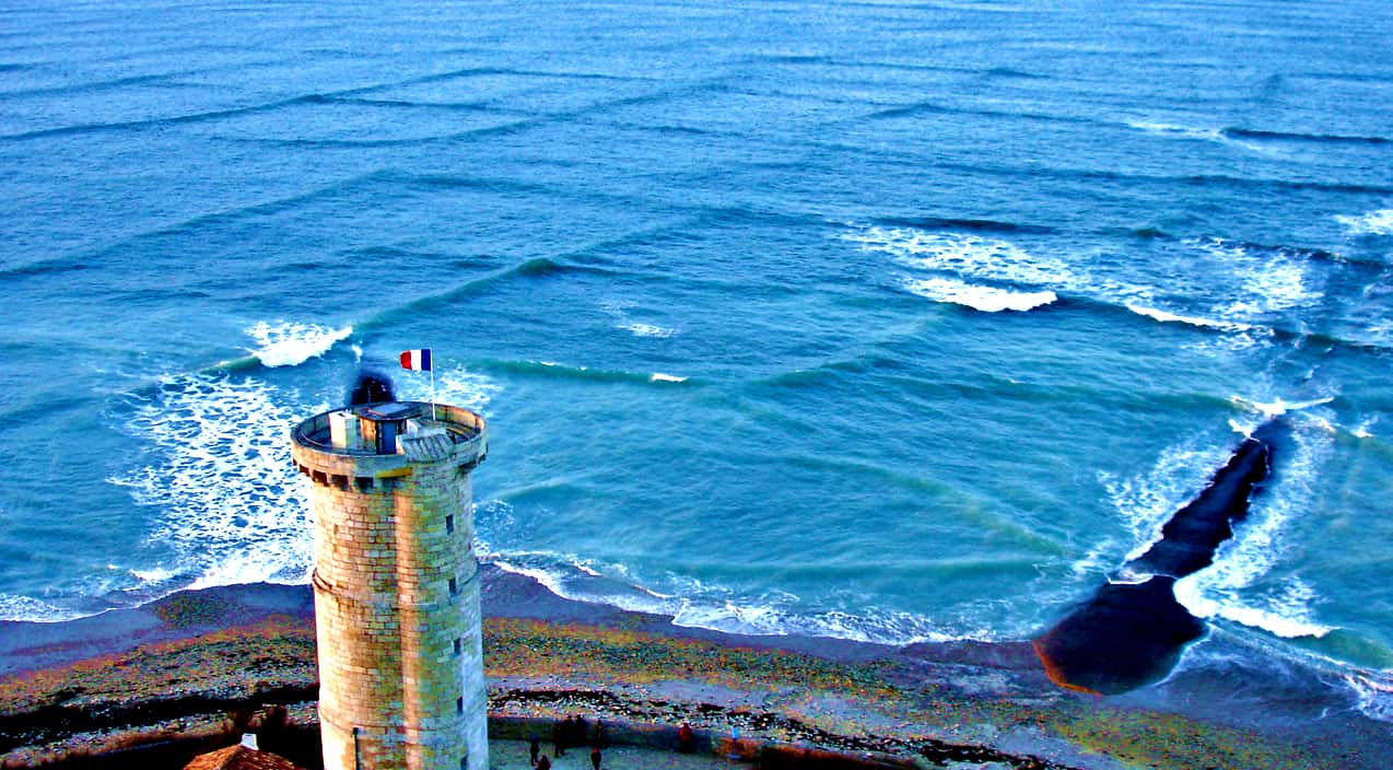 孩子想知道的海洋知识:海洋为什么会出现方格子海浪?插图 孩子想知道的海洋知识:海洋为什么会出现方格子海浪?