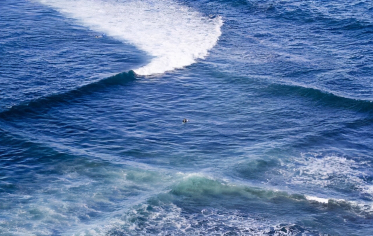 孩子想知道的海洋知识:海洋为什么会出现方格子海浪?插图4 孩子想知道的海洋知识:海洋为什么会出现方格子海浪?