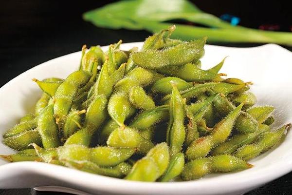 孩子好奇爱问的植物知识科普:毛豆和黄豆是同一种东西吗插图2 孩子好奇爱问的植物知识科普:毛豆和黄豆是同一种东西吗