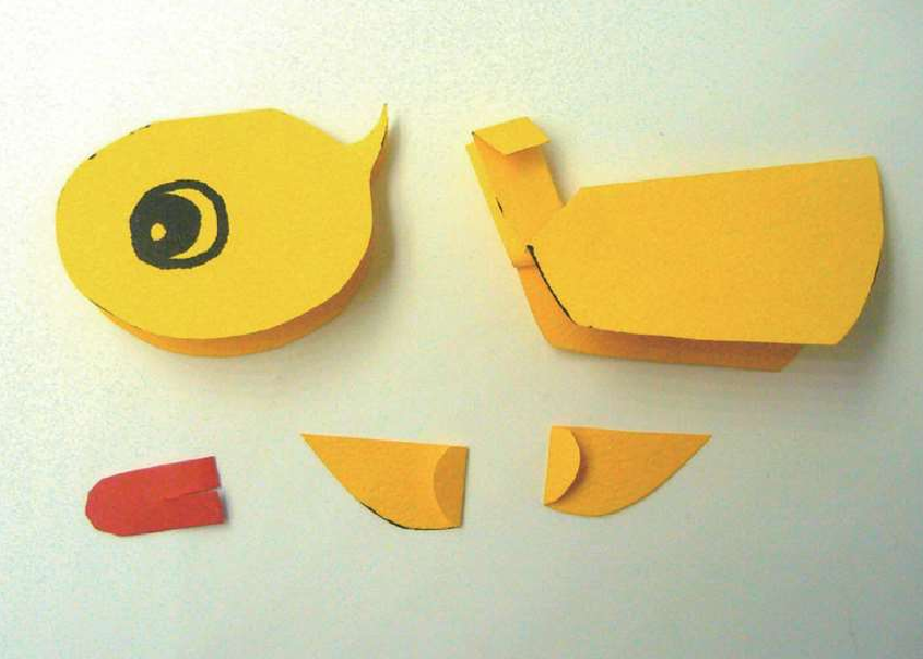 「儿童剪纸手工游戏:动物篇」:小鸭子剪纸,小鸭子怎么剪?插图4 「儿童剪纸手工游戏:动物篇」:小鸭子剪纸,小鸭子怎么剪?