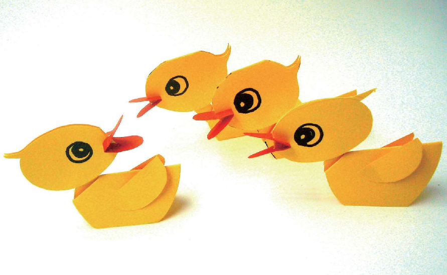 「儿童剪纸手工游戏:动物篇」:小鸭子剪纸,小鸭子怎么剪?插图7 「儿童剪纸手工游戏:动物篇」:小鸭子剪纸,小鸭子怎么剪?