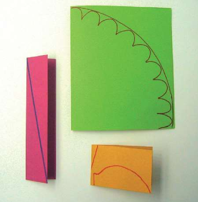 「儿童剪纸手工游戏:动物篇」:孔雀开屏剪纸,孔雀开屏怎么剪?插图2 「儿童剪纸手工游戏:动物篇」:孔雀开屏剪纸,孔雀开屏怎么剪?