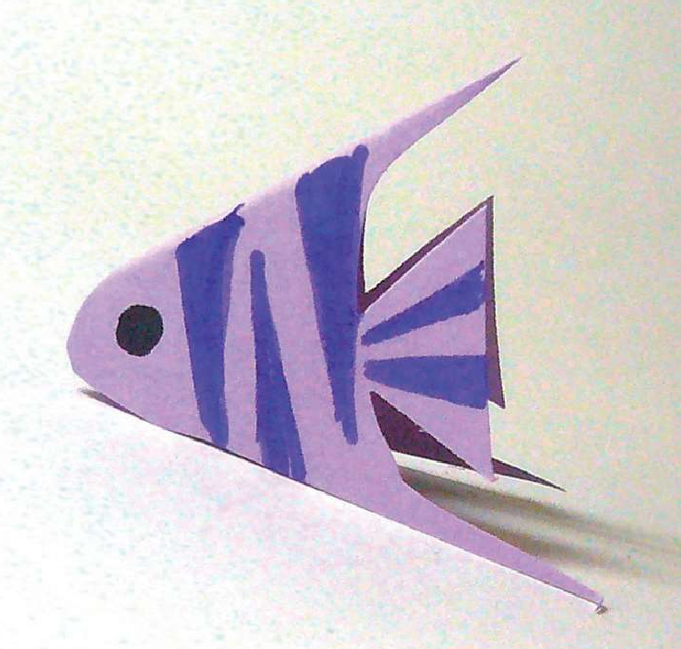 「儿童剪纸手工游戏:动物篇」:神仙般的热带鱼剪纸,热带鱼怎么剪?插图5 「儿童剪纸手工游戏:动物篇」:神仙般的热带鱼剪纸,热带鱼怎么剪?