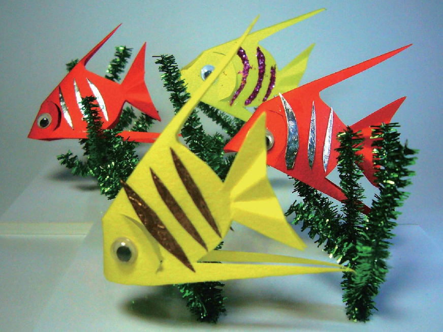 「儿童剪纸手工游戏:动物篇」:神仙般的热带鱼剪纸,热带鱼怎么剪?插图7 「儿童剪纸手工游戏:动物篇」:神仙般的热带鱼剪纸,热带鱼怎么剪?