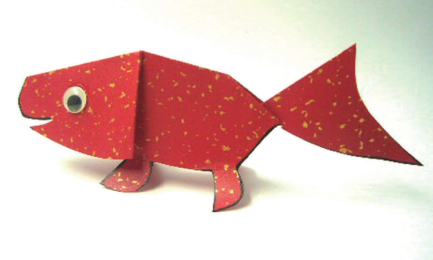 「儿童剪纸手工游戏:动物篇」:金红色的鲤鱼剪纸,鲤鱼怎么剪?插图9 「儿童剪纸手工游戏:动物篇」:金红色的鲤鱼剪纸,鲤鱼怎么剪?