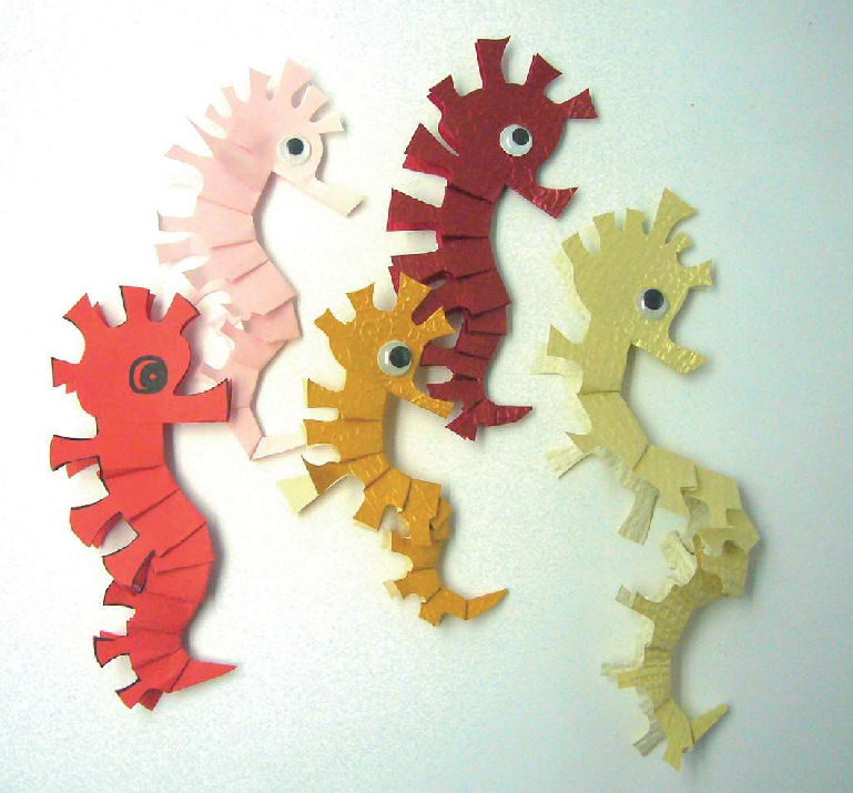 「儿童剪纸手工游戏:动物篇」:海马剪纸,海马怎么剪?插图 「儿童剪纸手工游戏:动物篇」:海马剪纸,海马怎么剪?