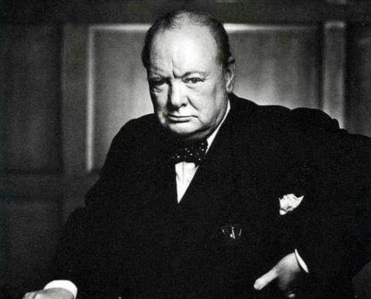 「外国名人故事：军事领袖篇」丘吉尔的故事