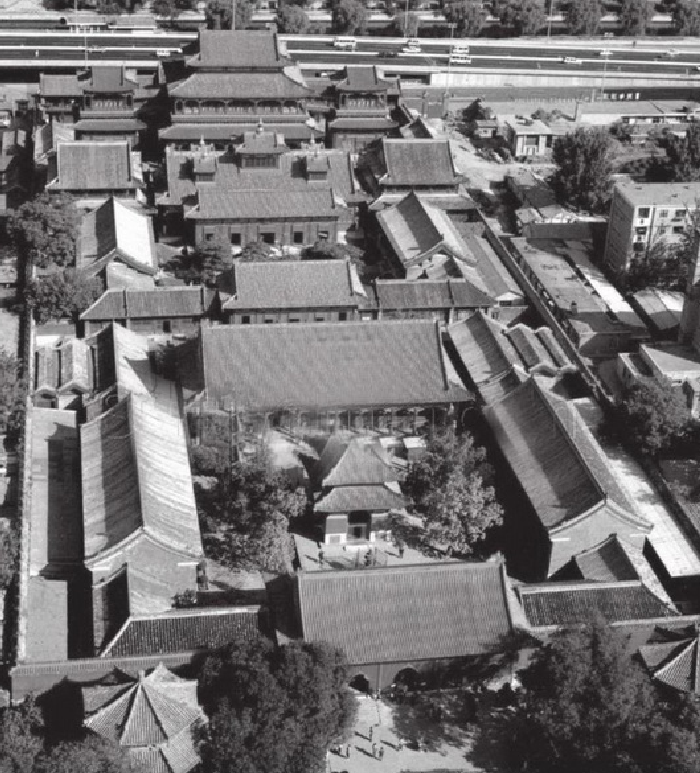 「中华文化：园林建筑篇」作为喇嘛庙的雍和宫，为什么会使用与紫禁城一样规格的黄瓦红墙呢？