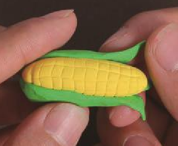 「儿童超轻粘土制作教程：蔬菜篇」金灿灿的玉米