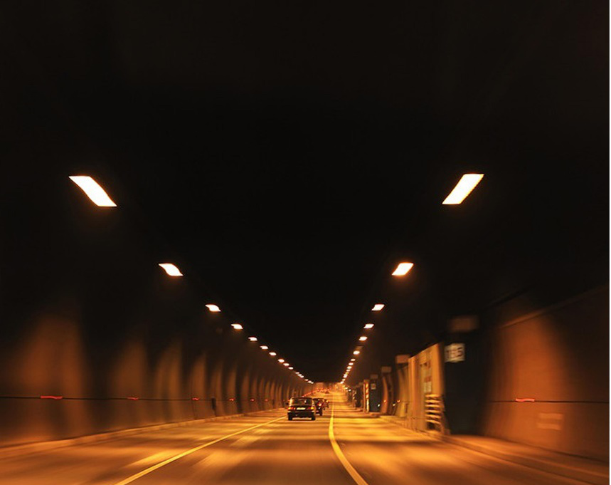 「趣味知识小百科:我们身边的科学知识」隧道里的电灯为什么用橙黄色的插图4 「趣味知识小百科:我们身边的科学知识」隧道里的电灯为什么用橙黄色的