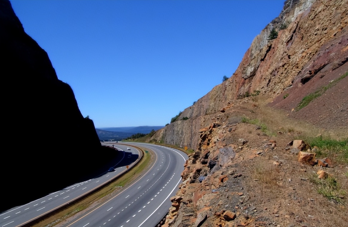 路堑怎么读？路堑的读音和意思