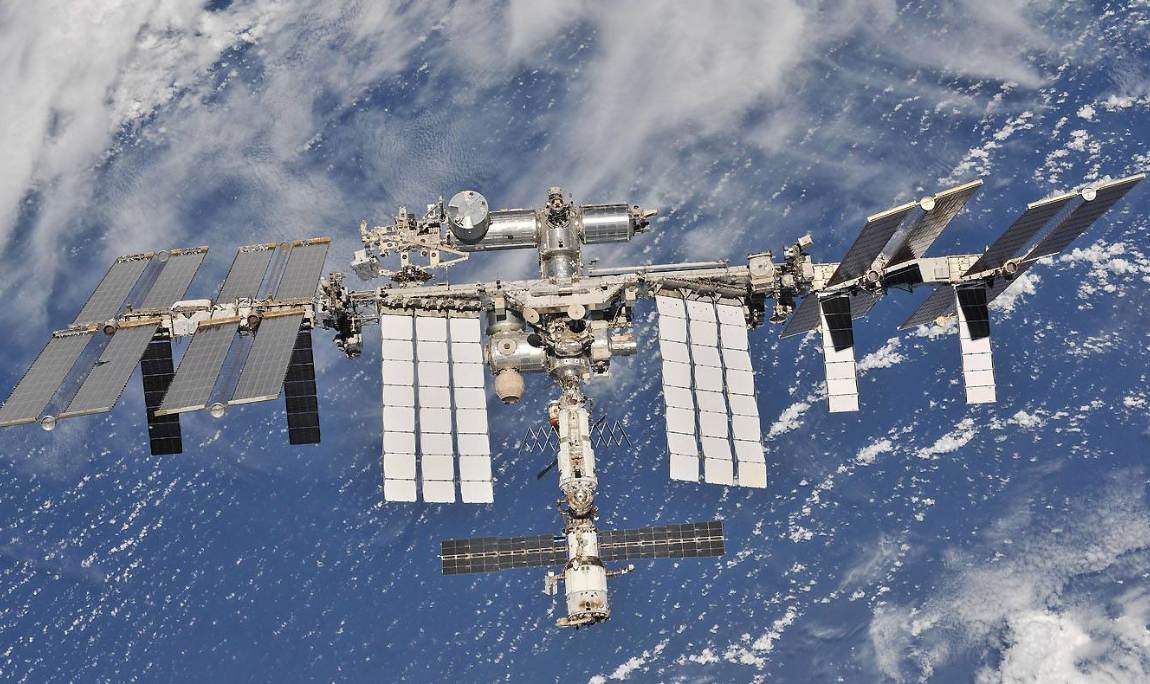 「航天知识：世界著名空间站」空间站为什么不掉下来也不飞走