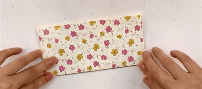 信封怎么折?信封的折法简单又漂亮(信封折纸附图解)插图2 信封怎么折?信封的折法简单又漂亮(信封折纸附图解)