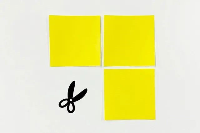 油菜花怎么折?油菜花的折法简单又漂亮(油菜花折纸附图解)插图1 油菜花怎么折?油菜花的折法简单又漂亮(油菜花折纸附图解)