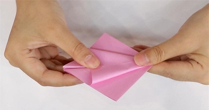 花朵怎么折?花朵的折法简单又漂亮(附图解)插图2 花朵怎么折?花朵的折法简单又漂亮(附图解)