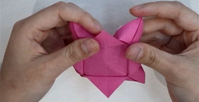 四瓣花朵怎么折？四瓣花朵的折法简单又漂亮（附图解）