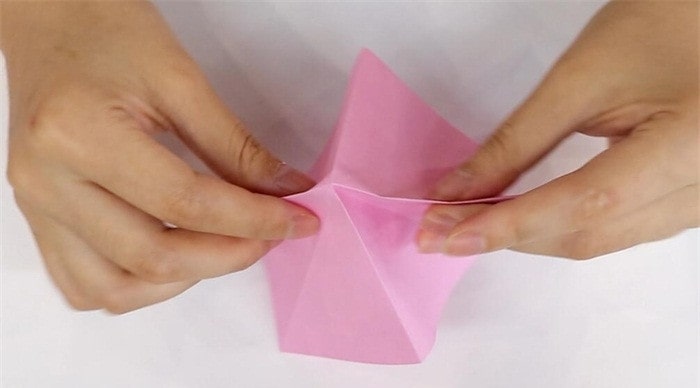 花朵怎么折?花朵的折法简单又漂亮(附图解)插图1 花朵怎么折?花朵的折法简单又漂亮(附图解)