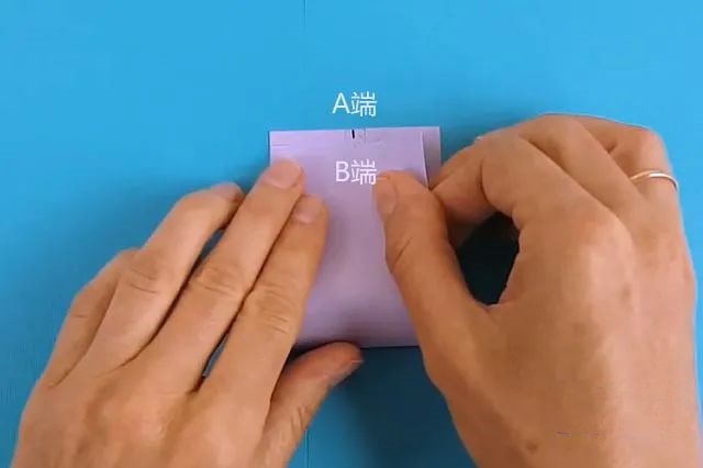 手工书怎么折?手工书的折法简单又漂亮(附图解)插图12 手工书怎么折?手工书的折法简单又漂亮(附图解)