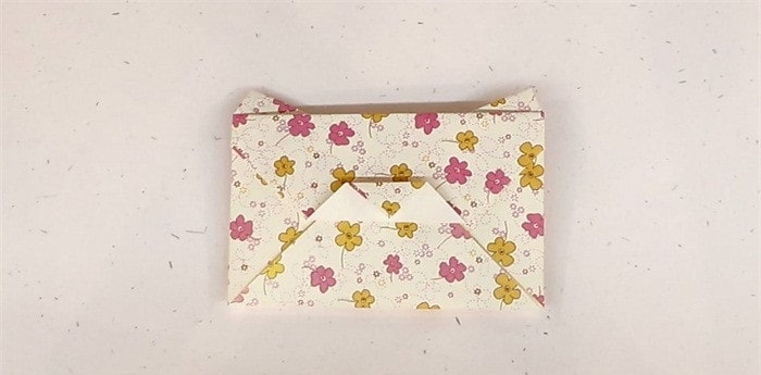 信封怎么折?信封的折法简单又漂亮(信封折纸附图解)插图8 信封怎么折?信封的折法简单又漂亮(信封折纸附图解)