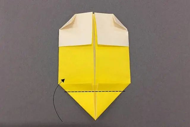 蜜蜂怎么折?蜜蜂的折法简单又漂亮(附图解)插图5 蜜蜂怎么折?蜜蜂的折法简单又漂亮(附图解)
