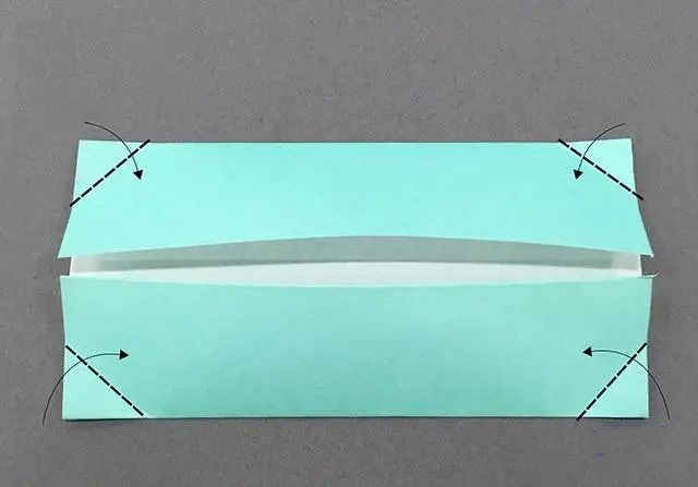 蜜蜂怎么折?蜜蜂的折法简单又漂亮(附图解)插图9 蜜蜂怎么折?蜜蜂的折法简单又漂亮(附图解)