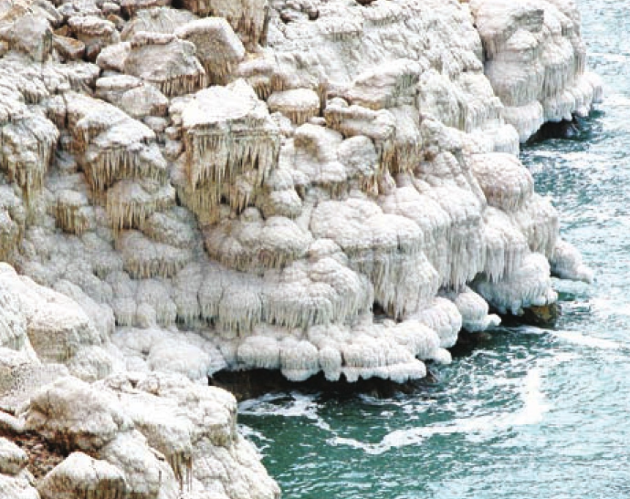 「世界国家地理百科」世界最低湖泊——死海插图1 「世界国家地理百科」世界最低湖泊——死海