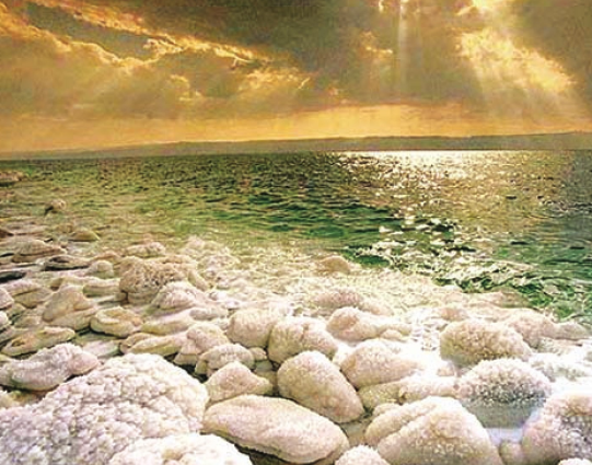 「世界国家地理百科」世界最低湖泊——死海插图2 「世界国家地理百科」世界最低湖泊——死海