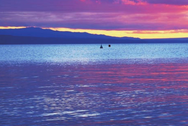 「世界国家地理百科」终年刺骨的水——科莫湖插图3 「世界国家地理百科」终年刺骨的水——科莫湖