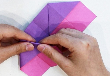 钱包怎么折?钱包的折法简单又漂亮(钱包折纸附图解)插图4 钱包怎么折?钱包的折法简单又漂亮(钱包折纸附图解)