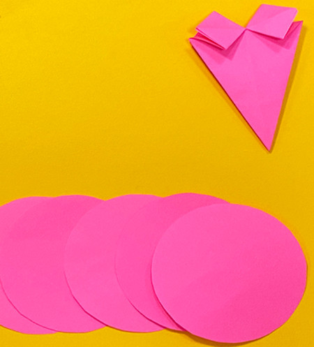 公主裙怎么折?公主裙的折法简单又漂亮(公主裙折纸附图解)插图10 公主裙怎么折?公主裙的折法简单又漂亮(公主裙折纸附图解)