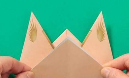 玩偶兔子怎么折?玩偶兔子的折法简单又漂亮(玩偶兔子折纸附图解)插图4 玩偶兔子怎么折?玩偶兔子的折法简单又漂亮(玩偶兔子折纸附图解)