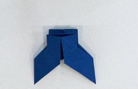 裤子怎么折?裤子的折法简单又漂亮(裤子折纸附图解)