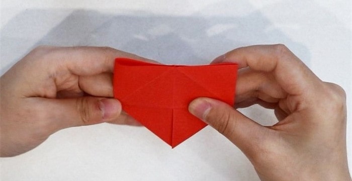 状元帽怎么折?状元帽的折法简单又漂亮(状元帽折纸附图解)插图5 状元帽怎么折?状元帽的折法简单又漂亮(状元帽折纸附图解)