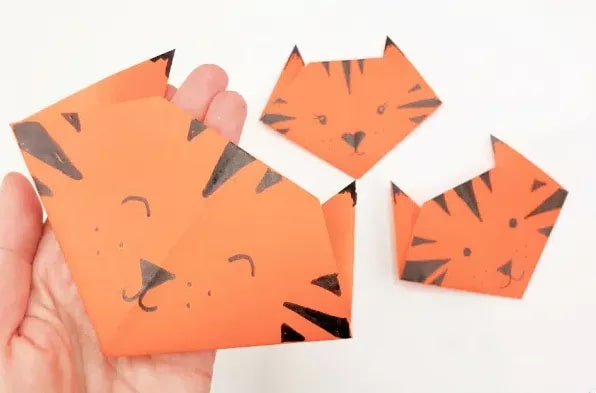 虎年纸老虎怎么折?纸老虎的折法简单又漂亮(纸老虎折纸附图解)插图1 虎年纸老虎怎么折?纸老虎的折法简单又漂亮(纸老虎折纸附图解)