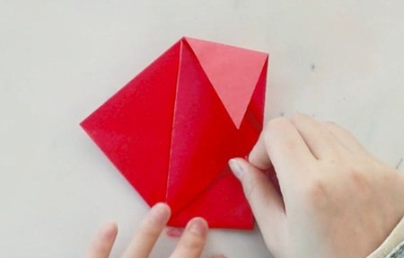 狐狸书签怎么折?狐狸书签的折法简单又漂亮(狐狸书签折纸附图解)插图3 狐狸书签怎么折?狐狸书签的折法简单又漂亮(狐狸书签折纸附图解)