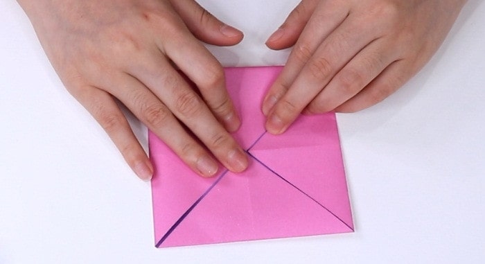 抽纸盒子怎么折?抽纸盒子的折法简单又漂亮(抽纸盒子折纸附图解)插图4 抽纸盒子怎么折?抽纸盒子的折法简单又漂亮(抽纸盒子折纸附图解)