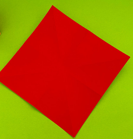 垃圾箱怎么折?垃圾箱的折法简单又漂亮(垃圾箱折纸附图解)插图1 垃圾箱怎么折?垃圾箱的折法简单又漂亮(垃圾箱折纸附图解)